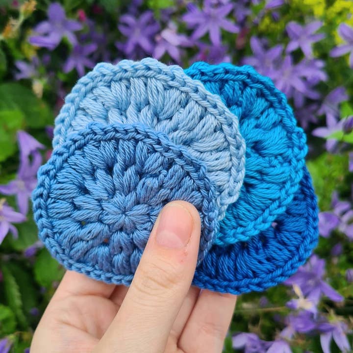 Cotton Crochet Face Scrubbie - Molly Colourway for wholesale by Deryn Wen Gifts