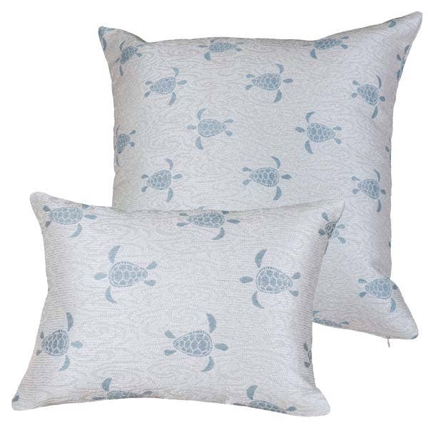 Coussin Sea Turtle - Surf Blue pour la vente par Rennie & Rose