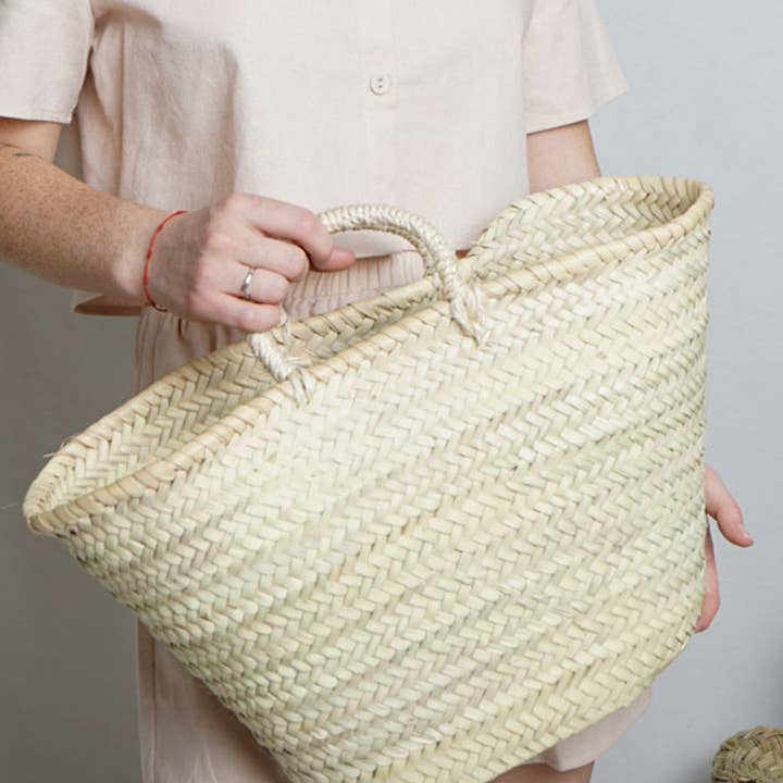 High crafty - Wholesale Basket - Handcrafted Short Handle Palm Basket – Elegant Christmas Bas1