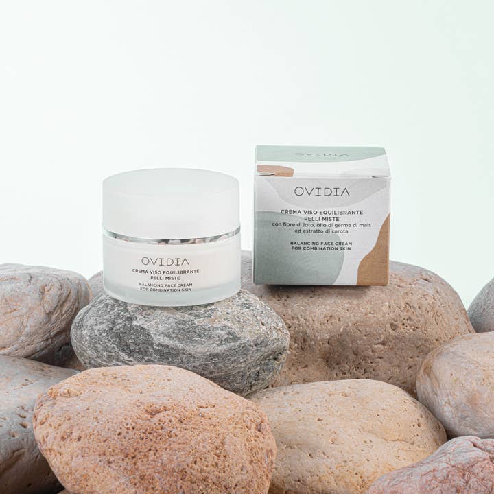 CREMA FACIAL EQUILIBRANTE PARA PIELES MIXTAS para venta al por mayor de Ovidia