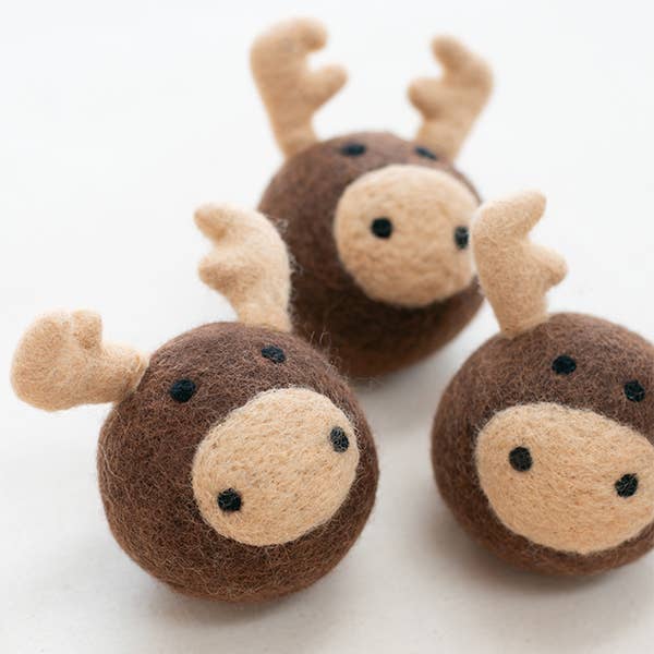 MOOSE BEASTBALL Wool Dog Toy for wholesale by MODERNBEAST