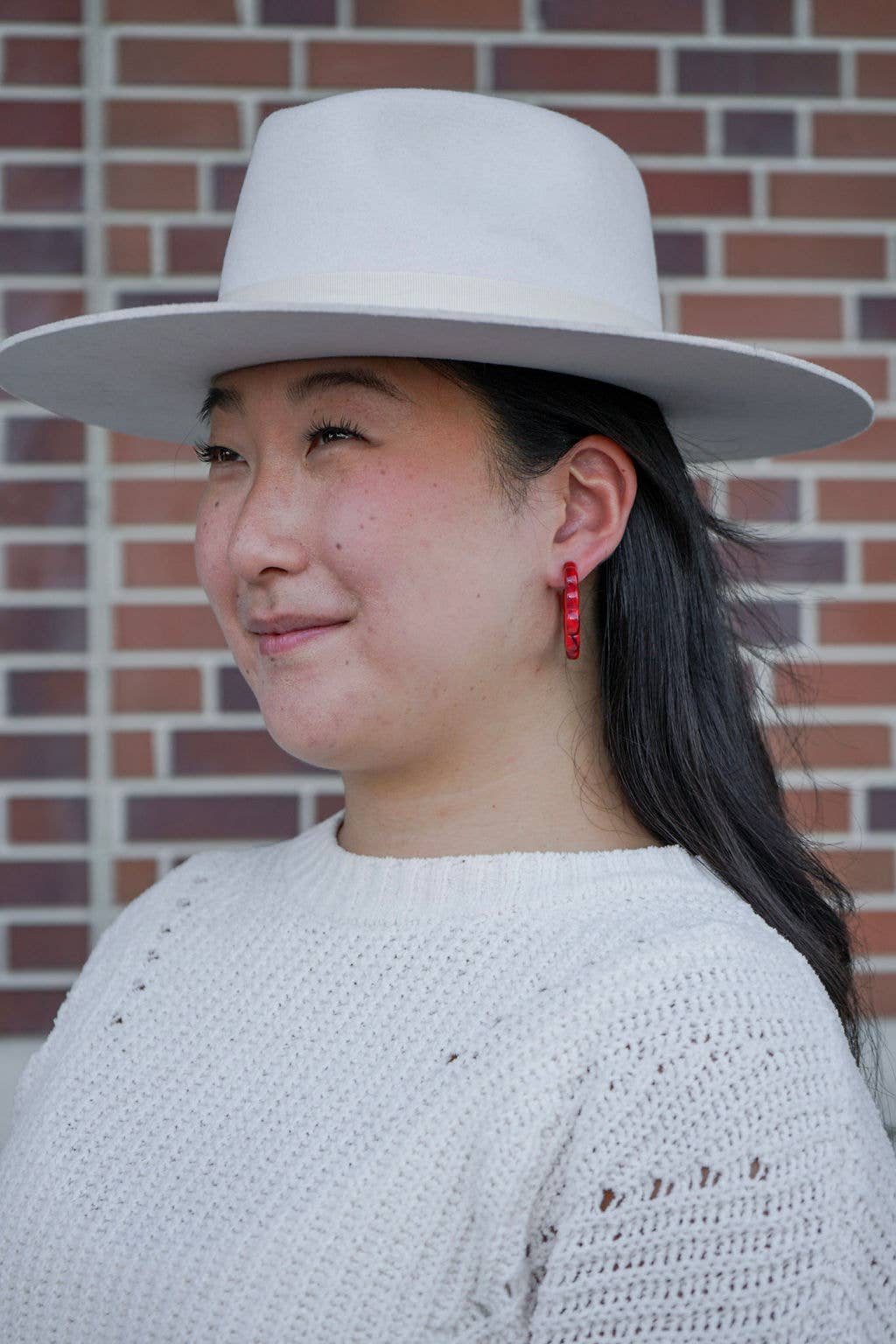 Spiffy & Splendid - Vendita all'ingrosso Orecchini a cerchio - Scarlett Hoops - Rosso Cremisi // Gioielli, Orecchini, Autunno6