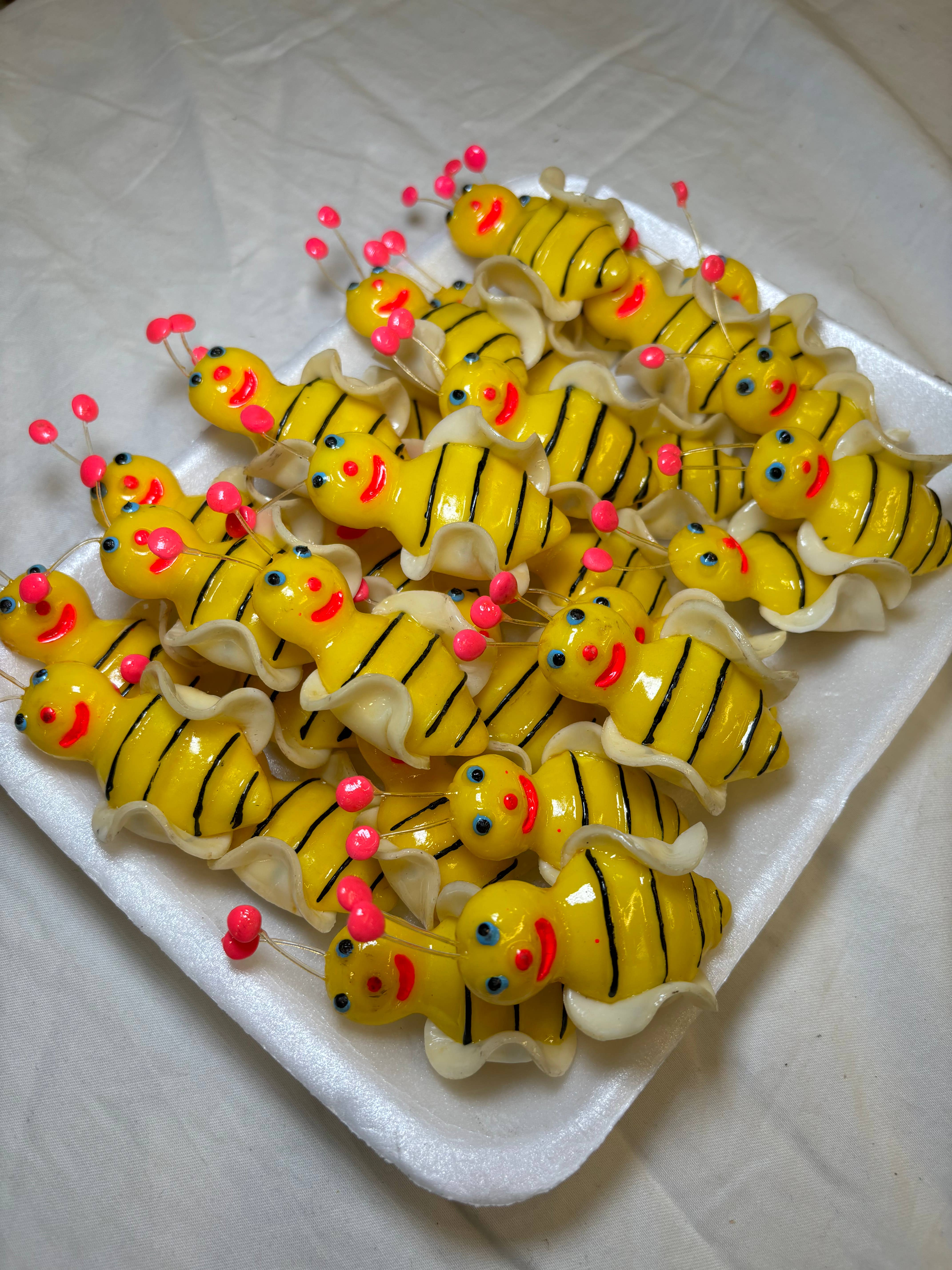 Magnets Market - Wholesale Magnet - Yellow Bee Kitchen Magnet1