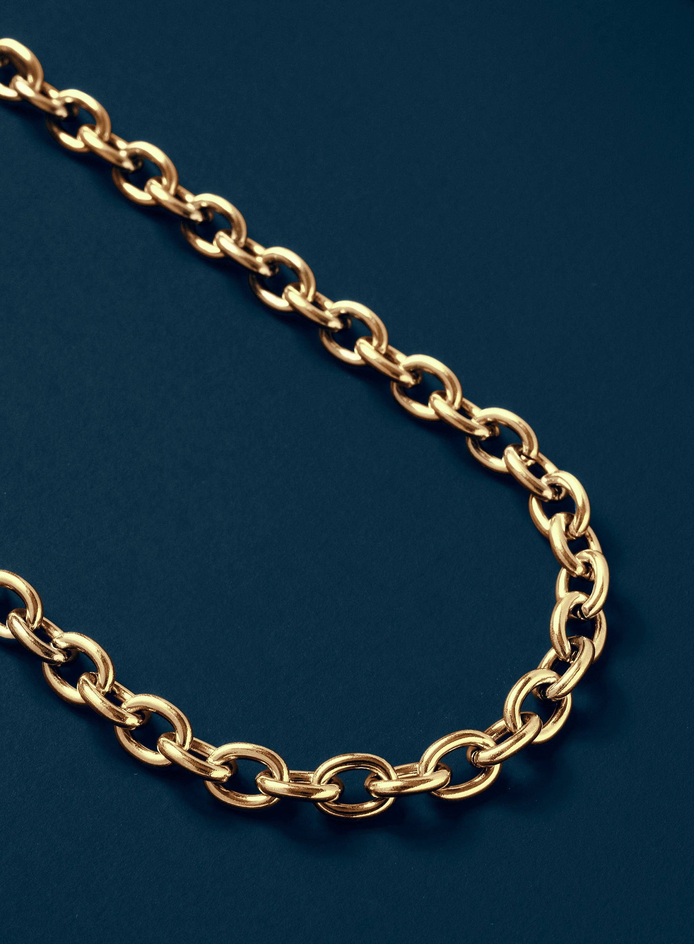 We Are All Smith - Venta al por mayor Collares de cadenas y eslabones - Collar de cadena dorada con forma de cable ovalado de 7 mm de grosor para hombre3