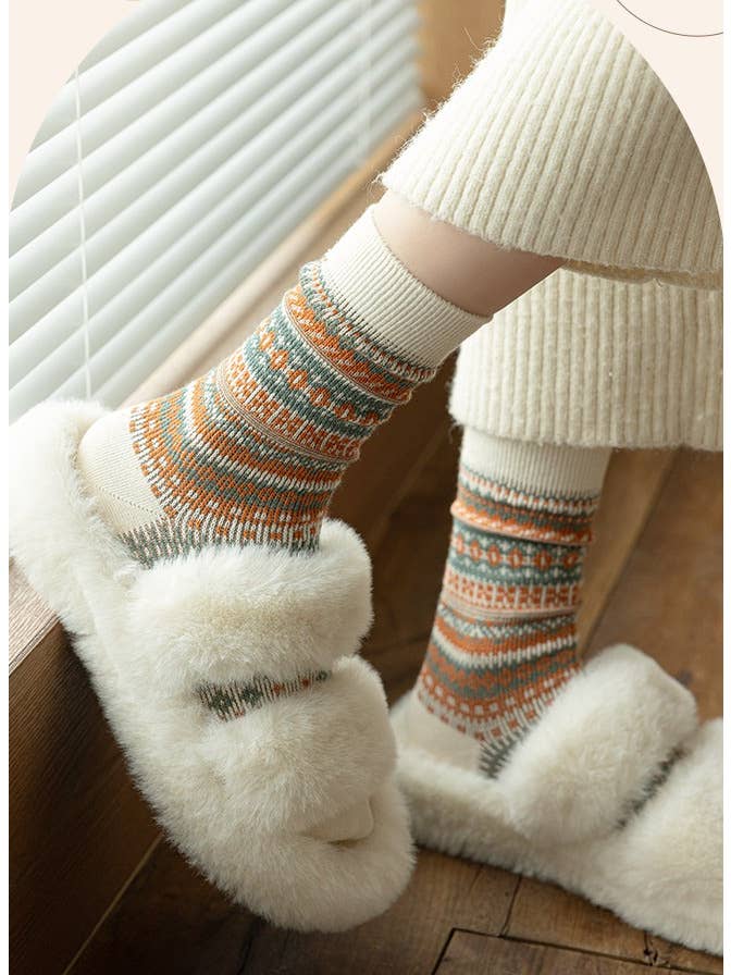 Sweetkama - Wholesale Socks – Women's - Ladies Vintage Bohemia Totem Knit Socks SKASC41774