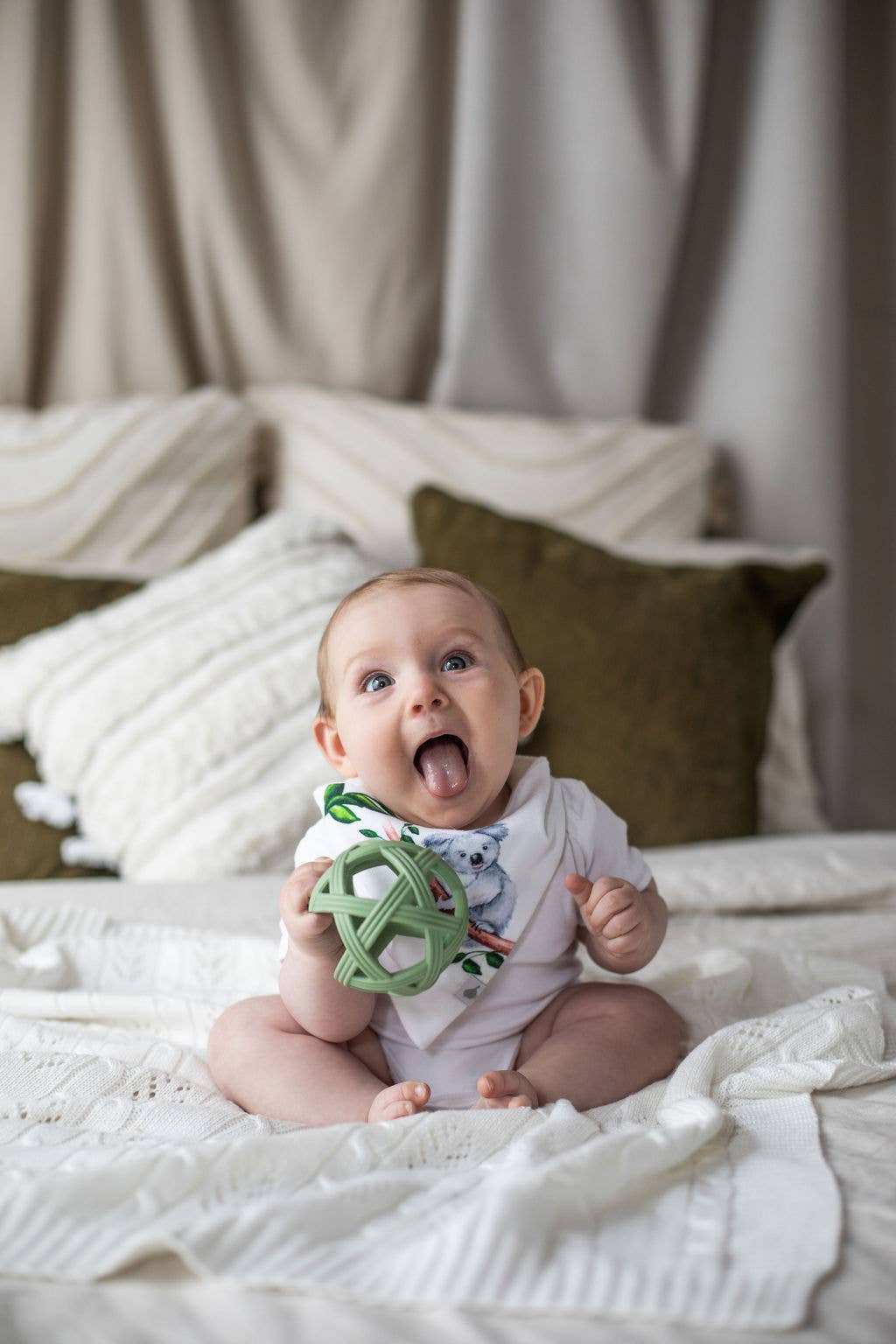 Emotion & Kids – wholesale Bitring - Baby – Sensorisk tandgnagarboll med flätat mönster2