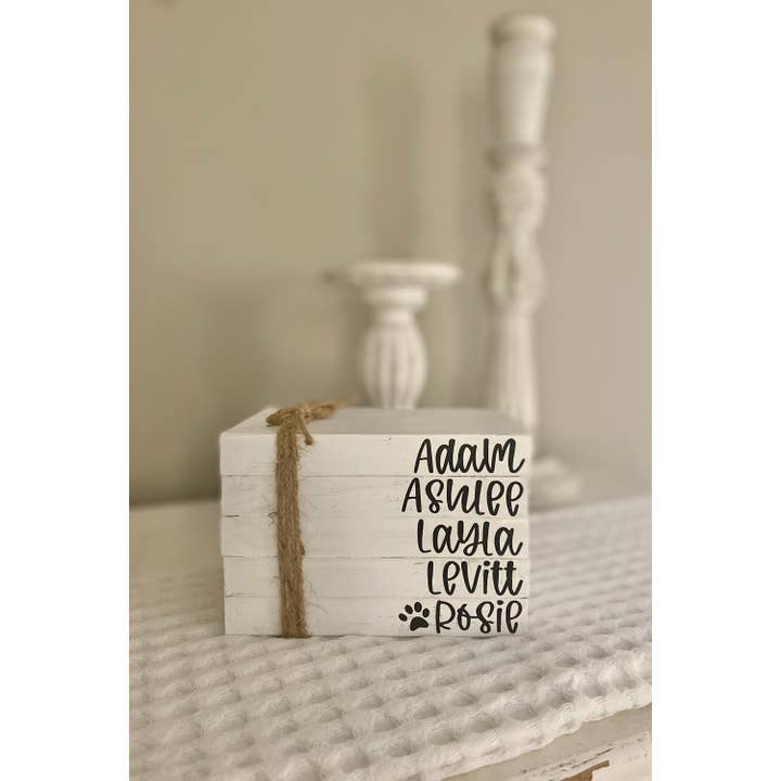 Personlige navnebøger/Vintage bogindretning for engroshandel hos Oak Vine Designs