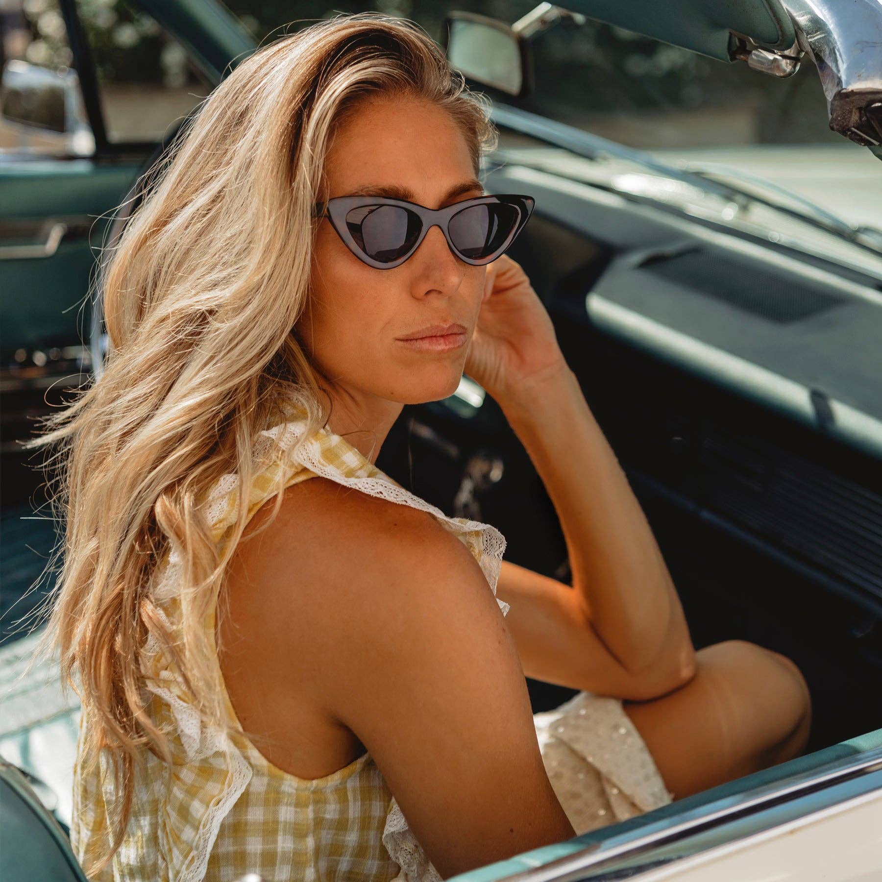 June First – wholesale Sunglasses – Women's – Felina4