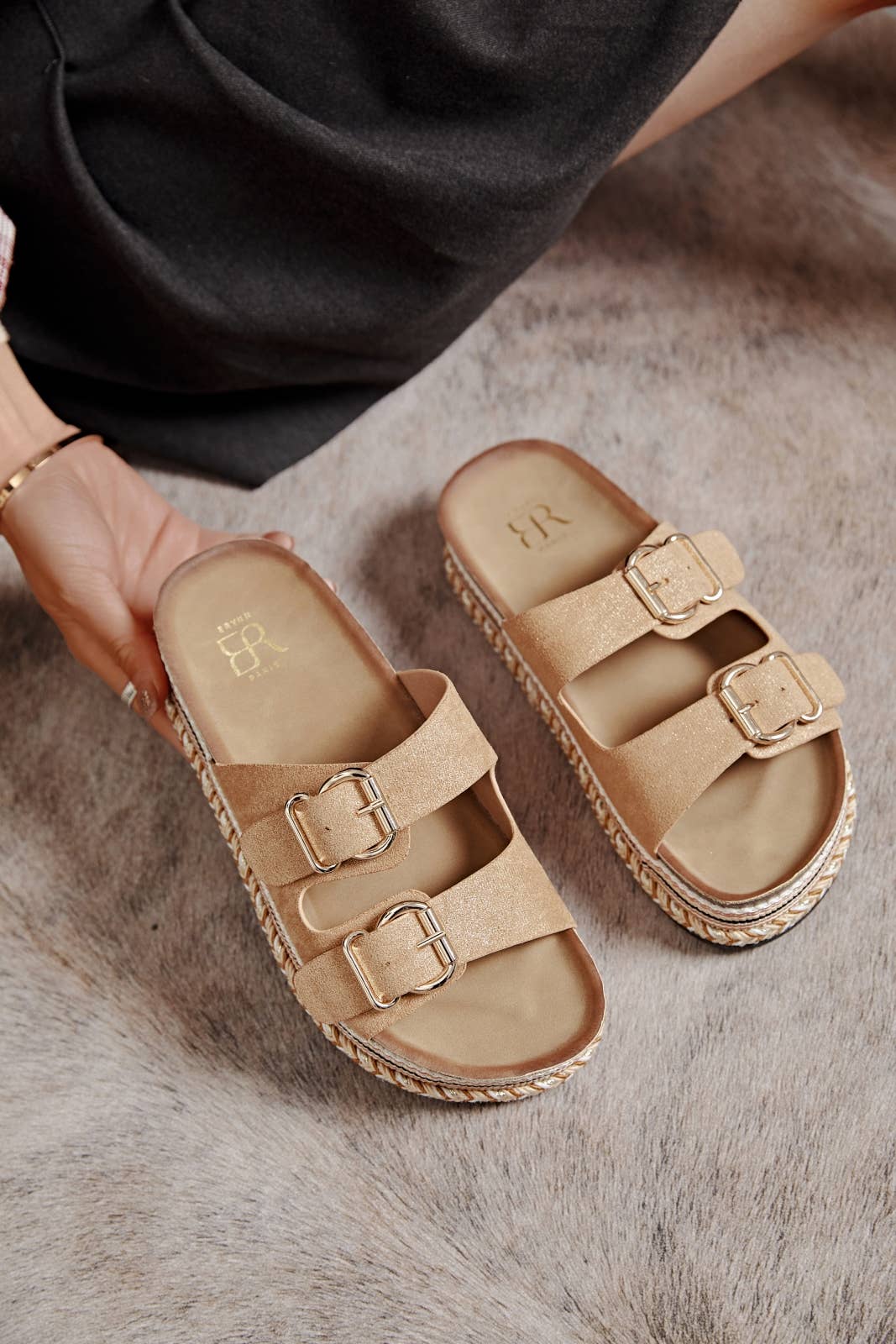 ERYNN - Wholesale Sandals - Women's - Flat sandals with buckles - CÉRINE0