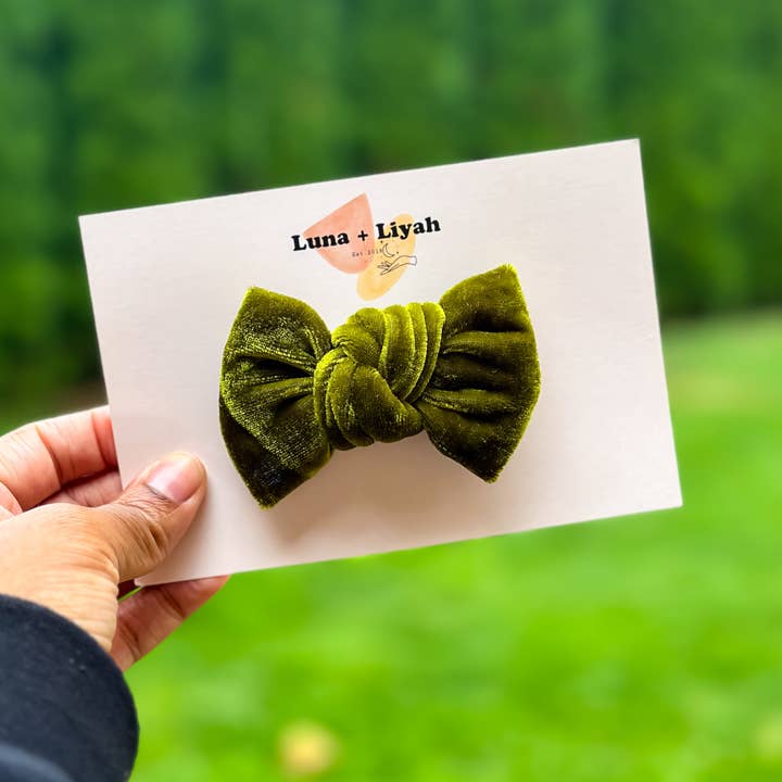 Velvet Knots - Moss for wholesale by Luna + Liyah