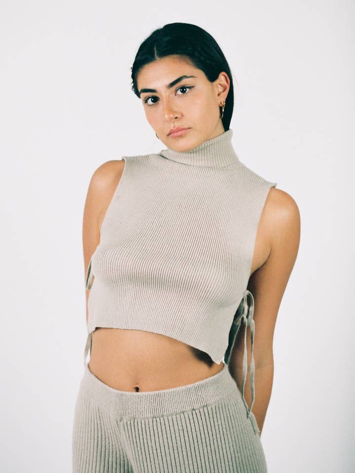 Top Evangeline pour la vente par Lima Studios