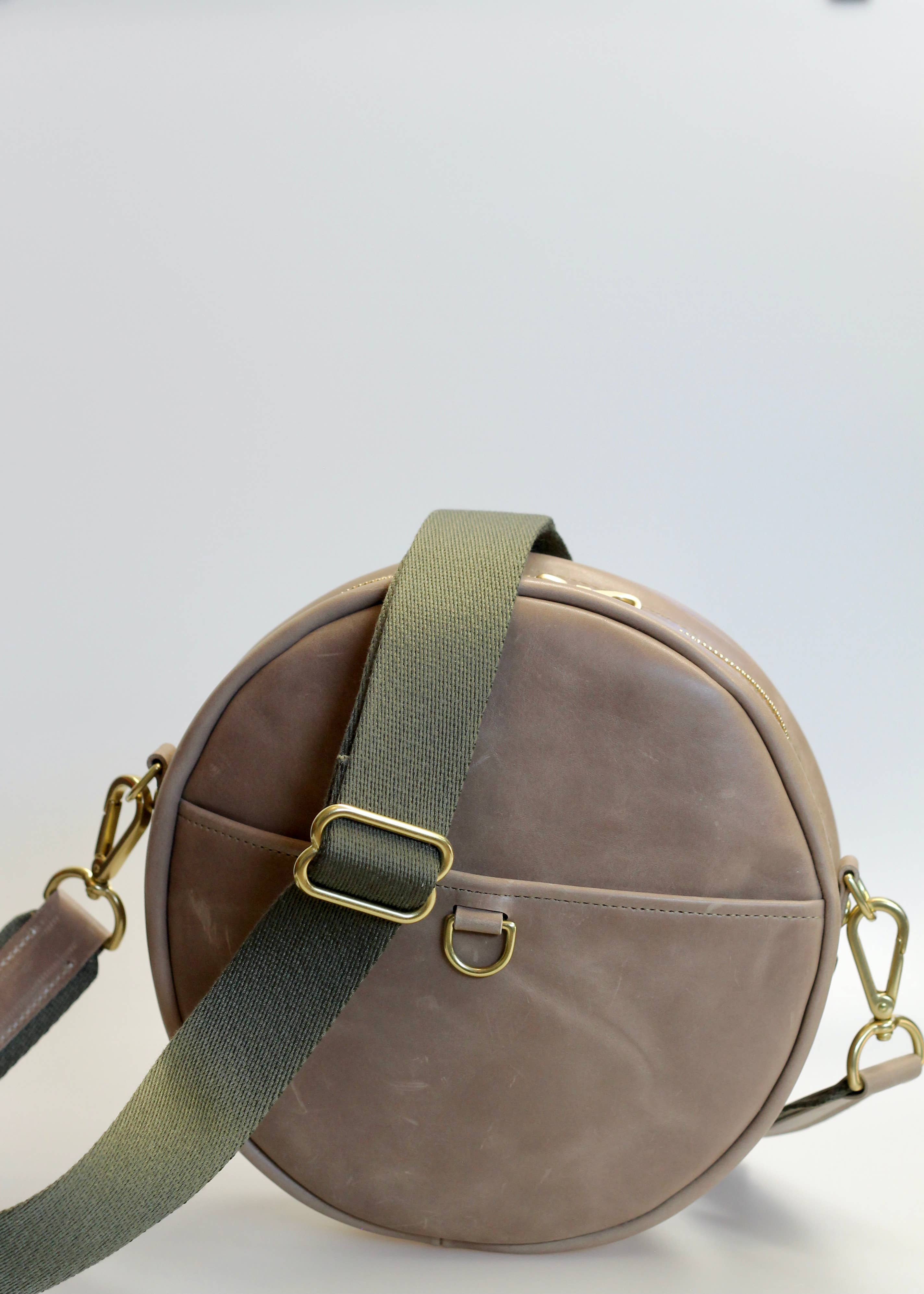 Blackburn Goods – Großhandel Schultertasche – Damen – Die Kantinentasche12