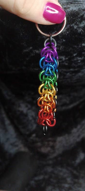 Hole in the Ground Creations - Wholesale Keychain - Unisex - Rainbow Keychain In Elfweave Chainmaille - Pride - Large - Unisex - Gift - Fob - Fidget2