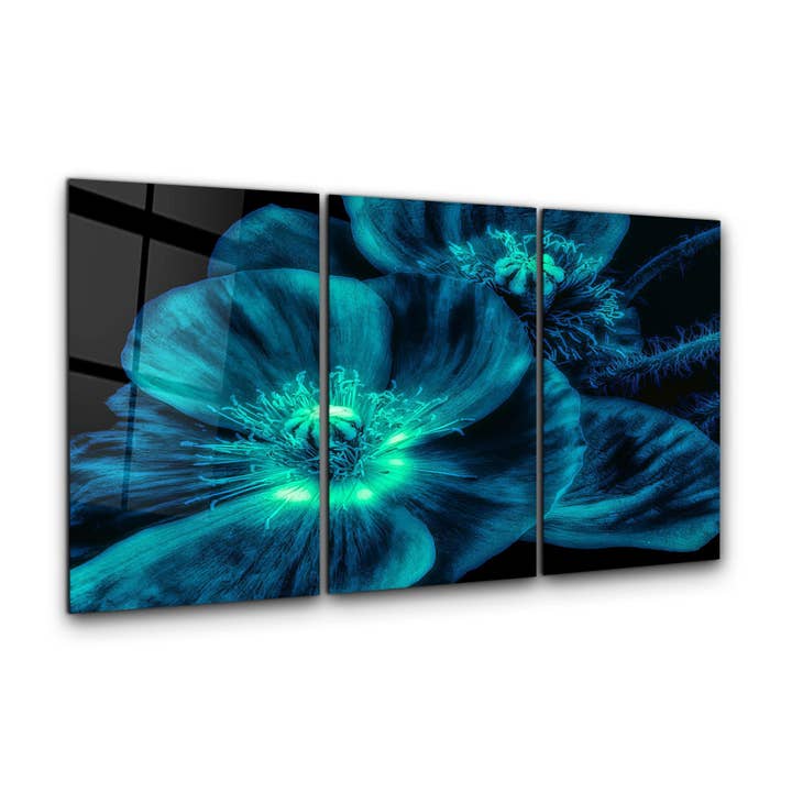 ・"Macro Flower Blue - Trio"・Glass Wall Art for wholesale by Artdesigna KG