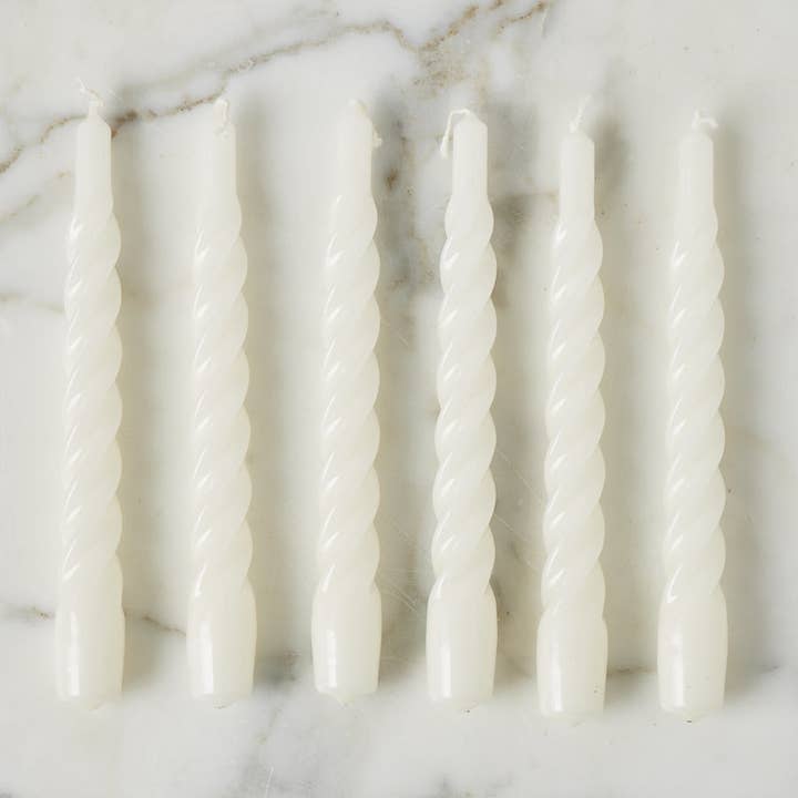 etúHOME – Vela/castiçal cónico por atacado – Velas Torcidas Laqueadas, Brancas, Caixa, Conjunto de 61