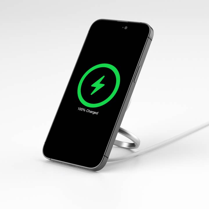 LAX Gadgets - Wholesale Charging Dock - LAX MagSafe Charger with Kickstand Ring Retail Pack3
