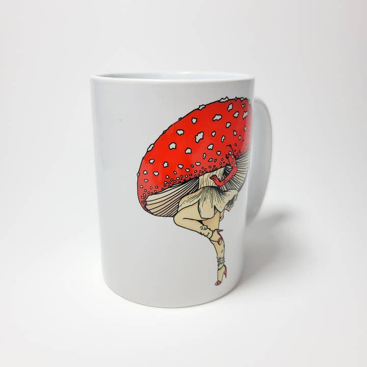 Mushroom Marauder – wholesale Kaffekoppar – Fröken Amanita kaffemugg | Svamp Pinup Girl | 11oz/15 oz2
