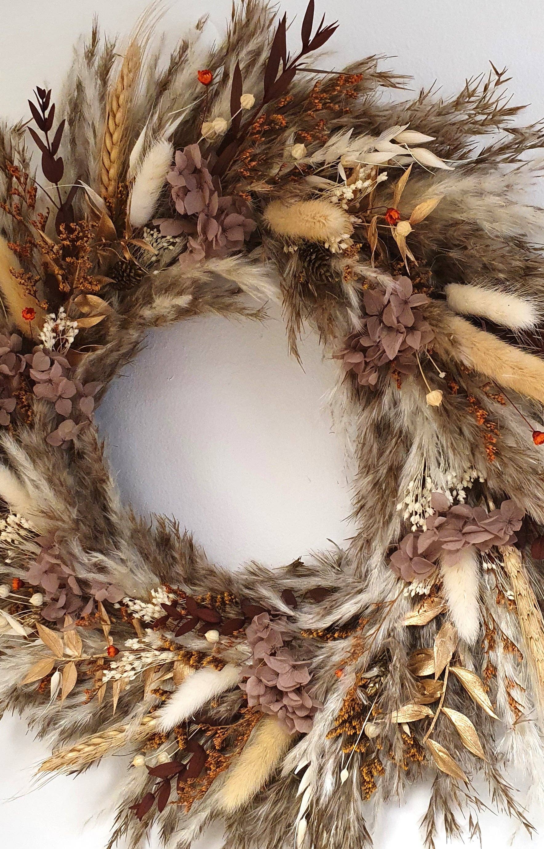 Opal Lily - Wholesale Wreath - Autumn Pampas Wreath2