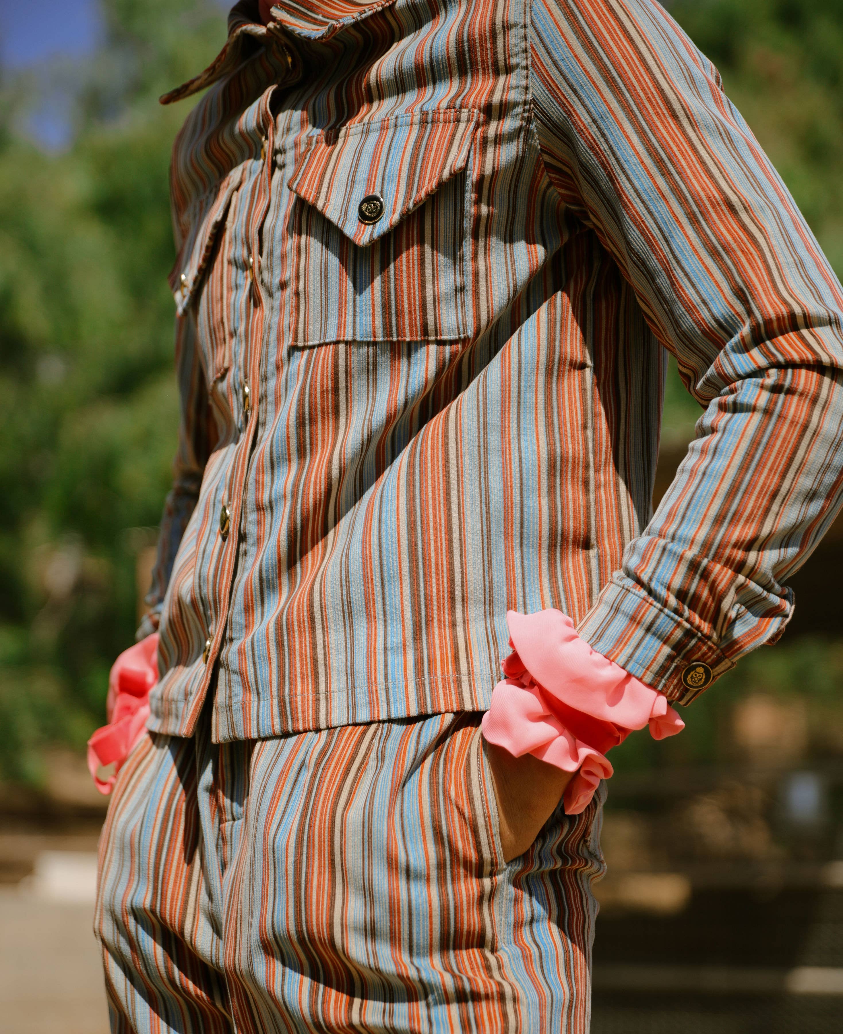 House of Aama – Großhandel Hose – Damen – Ogun Cord-Militärhose - Blaue Streifen1