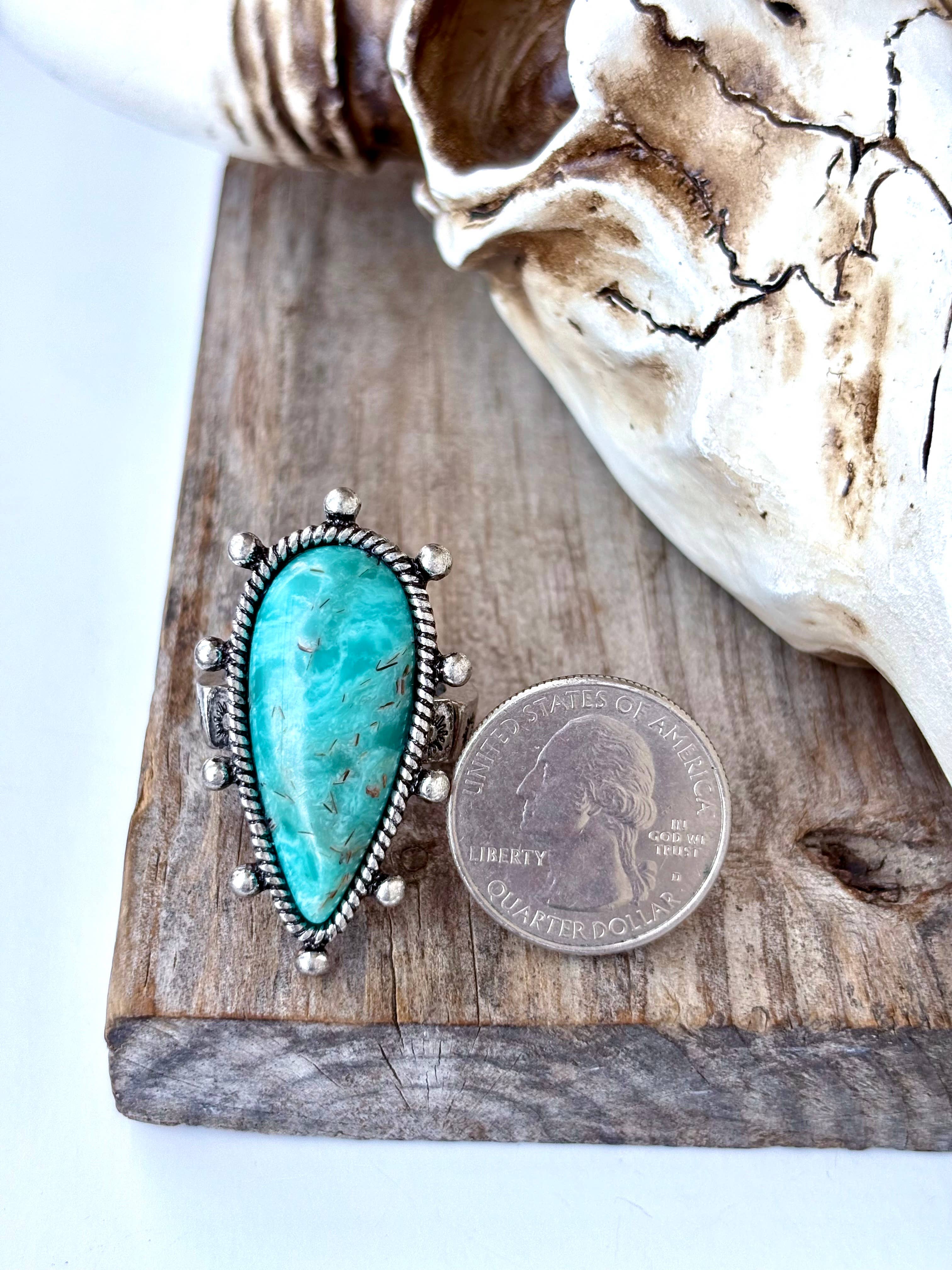 Boho Ranch Shop - Wholesale Cocktail/Statement Ring - Western Style Teardrop Turquoise Stone Stretch Ring4