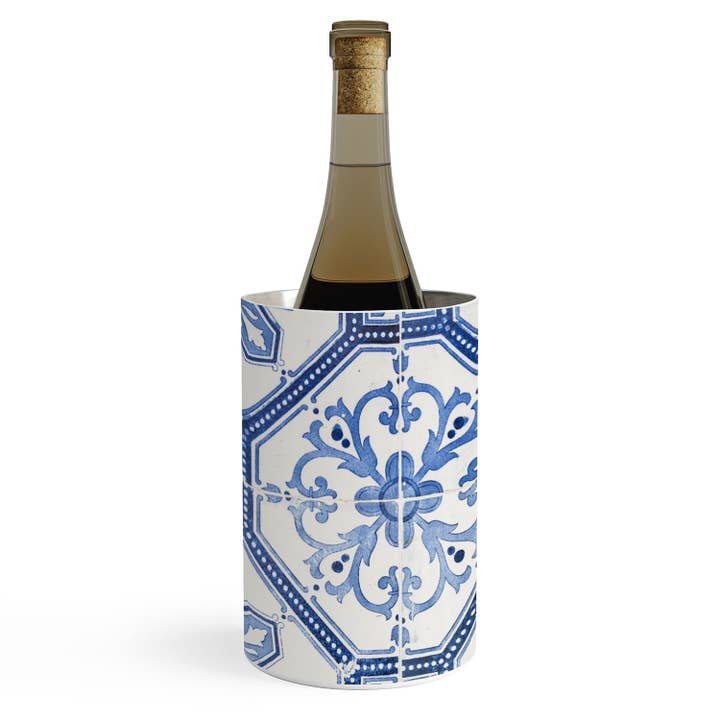 Refroidisseur à vin Henrike Schenk à motif de carreaux portugais bleu pour la vente par Deny Designs