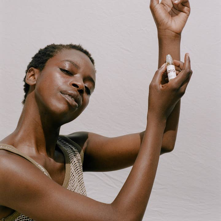 NOTO Botanics - Wholesale Bath/Body Oil - ROOTED ROLLER // BODY + HAIR3