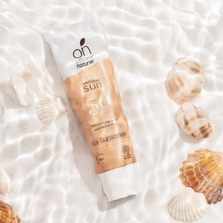 Officina Naturae - Wholesale Sunscreen - Sunscreen SPF 50 FACE Aluminium tube stop age3