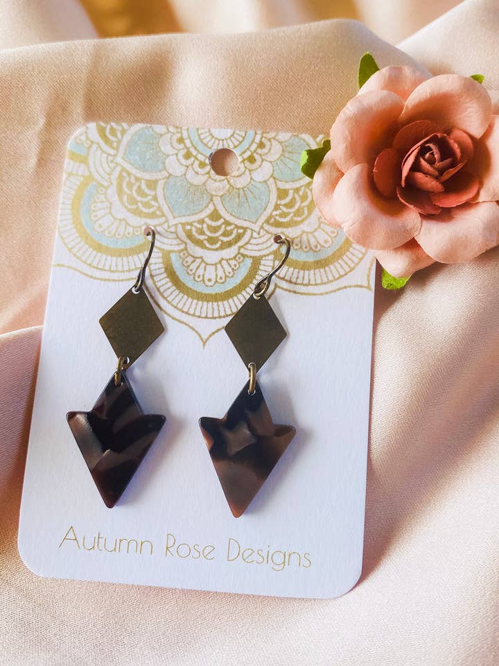 Moderne akryl øreringe 9 for engroshandel hos Autumn Rose Designs