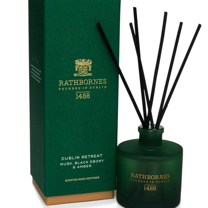 Dublin Retreat Geurstokjes Diffuser (Muskus, Zwart Ebbenhout & Amber) voor wholesale door Rathbornes 1488