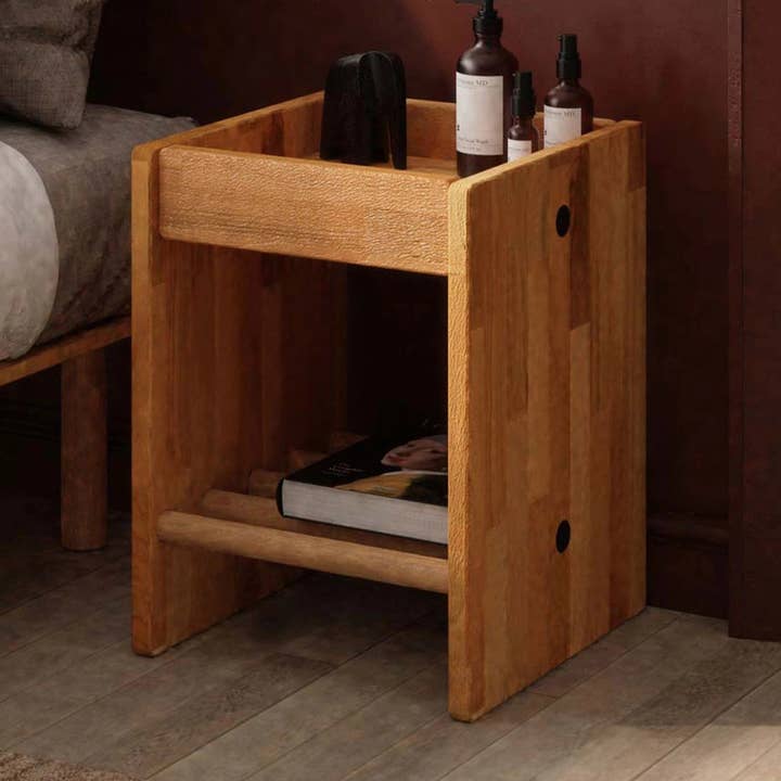 Minimalistiskt nattduksbord i trä från Manhattan för wholesale av Tomruque