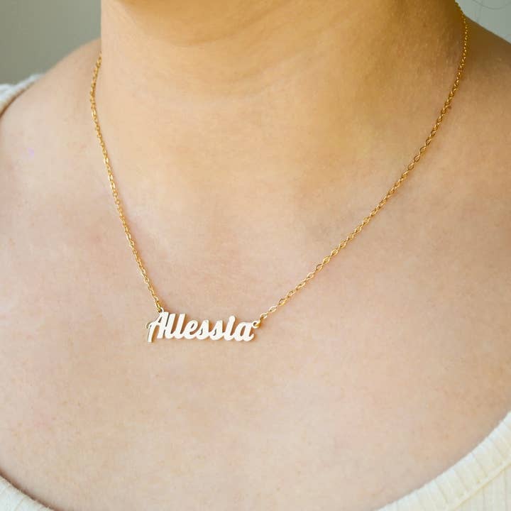 Blueyejewelry - Wholesale Pendant/Charm Necklace - Custom Name Necklace - 18k Gold Personalized Name Necklace