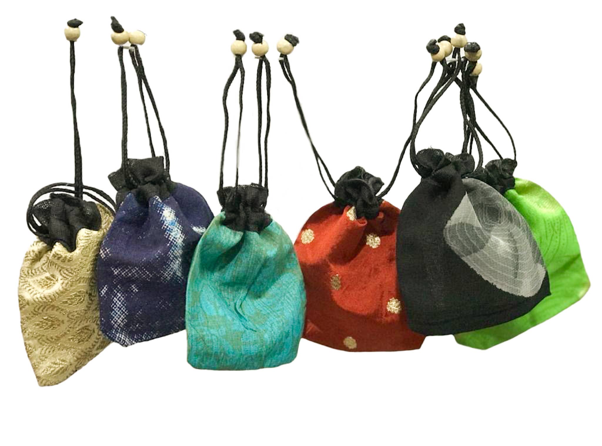 Zumki - Wholesale Gift Bag - Sari Drawstring Gift Bag Pouch1