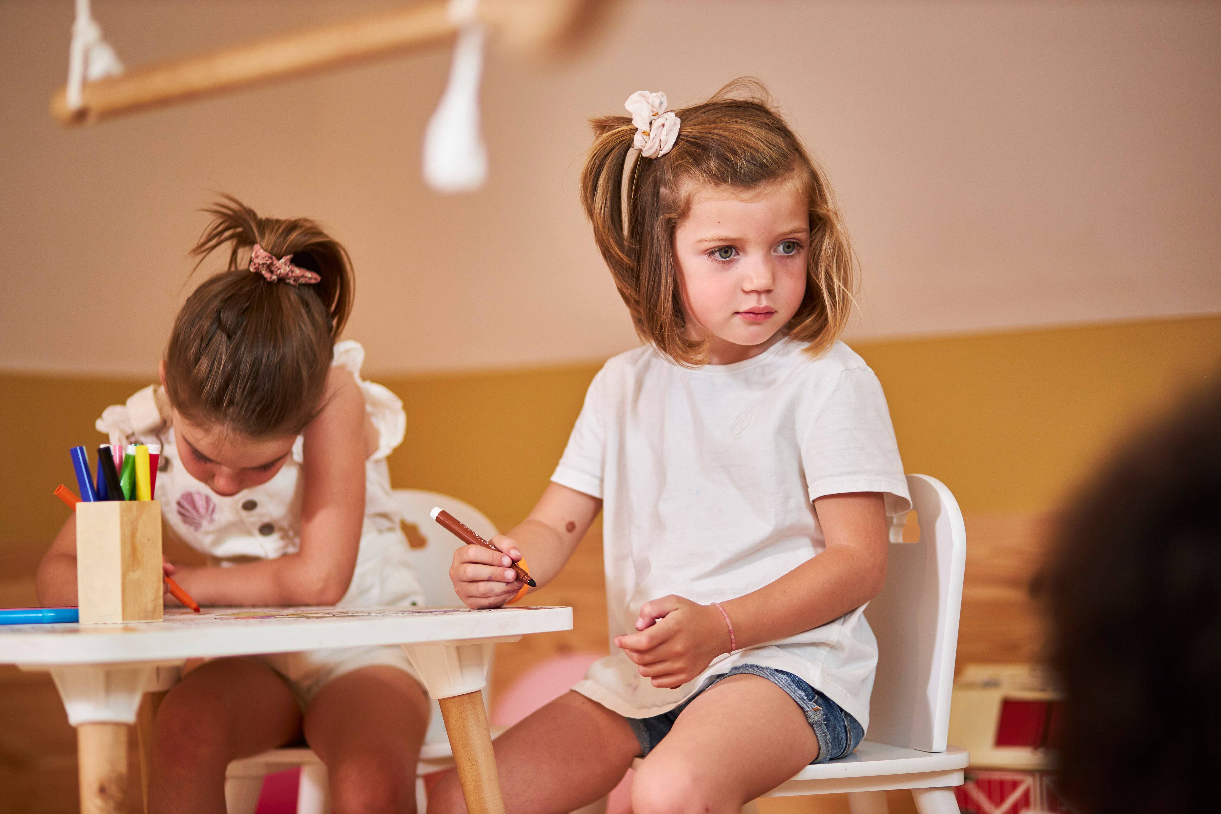 DB Kids - Wholesale Coloring Tablecloth - Kids & Baby - Pack 4 Coloritables + 8 chairs1