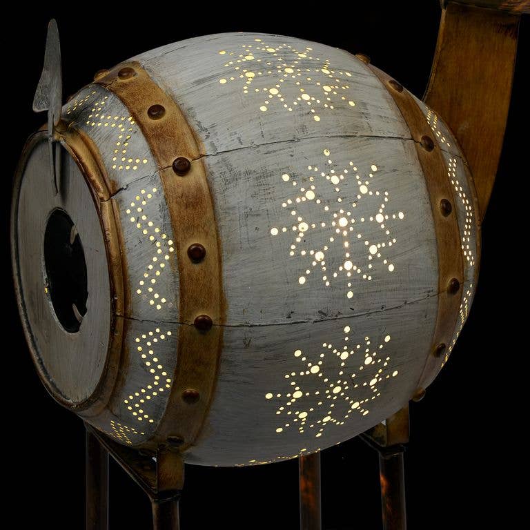 Alpine Corporation - Wholesale Outdoor Ornament/Decor - Alpine Corporation Weathered Barrel Reindeer Décor with Warm9