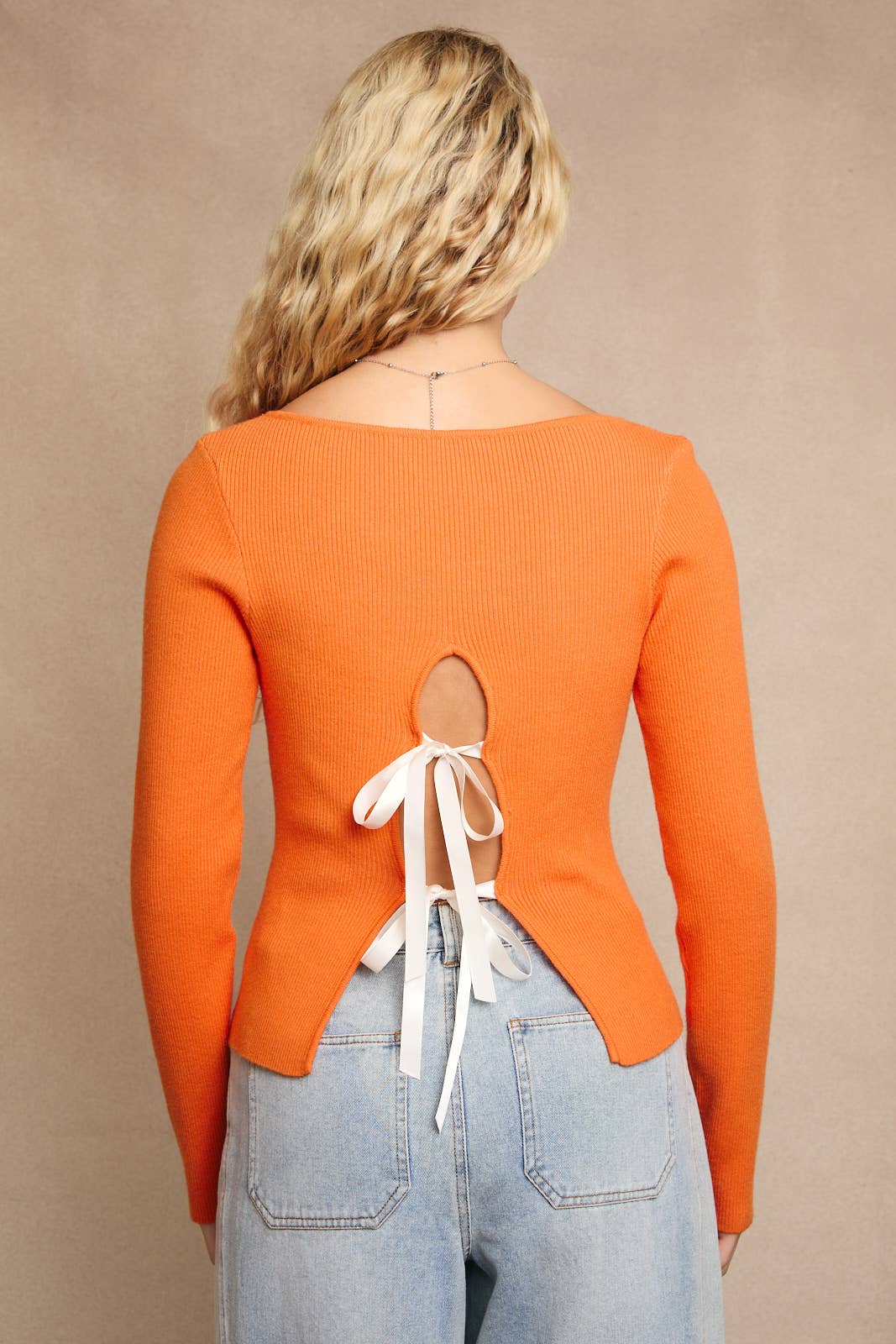 LE LIS - Wholesale Knit Sweater - Women's - BOAT NECK BOW BACK DETAIL SWEATER TOP2