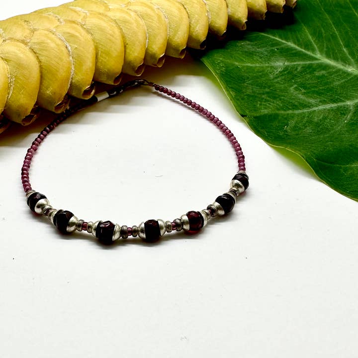 Jilly pour la vente par ManaFest Jewelry