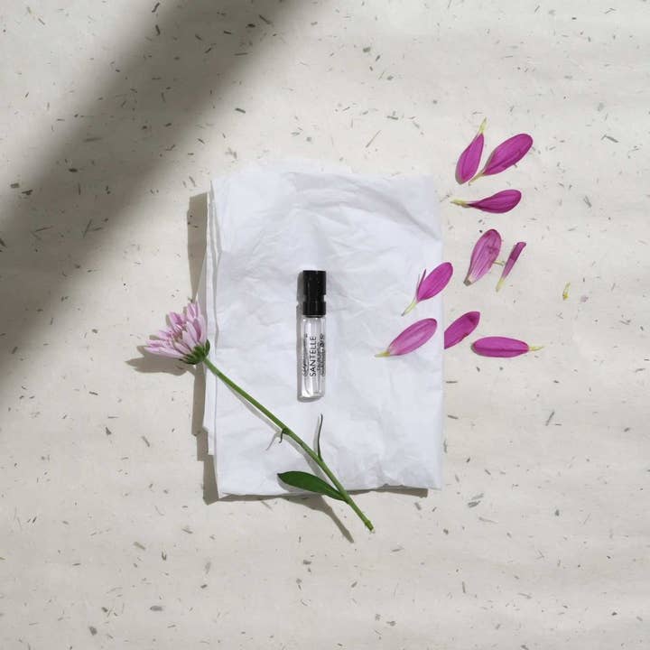 VIAI Beauty - Wholesale Perfume/Eau de Toilette - UPCIRCLE Santelle Eau De Parfum Sample Vial5