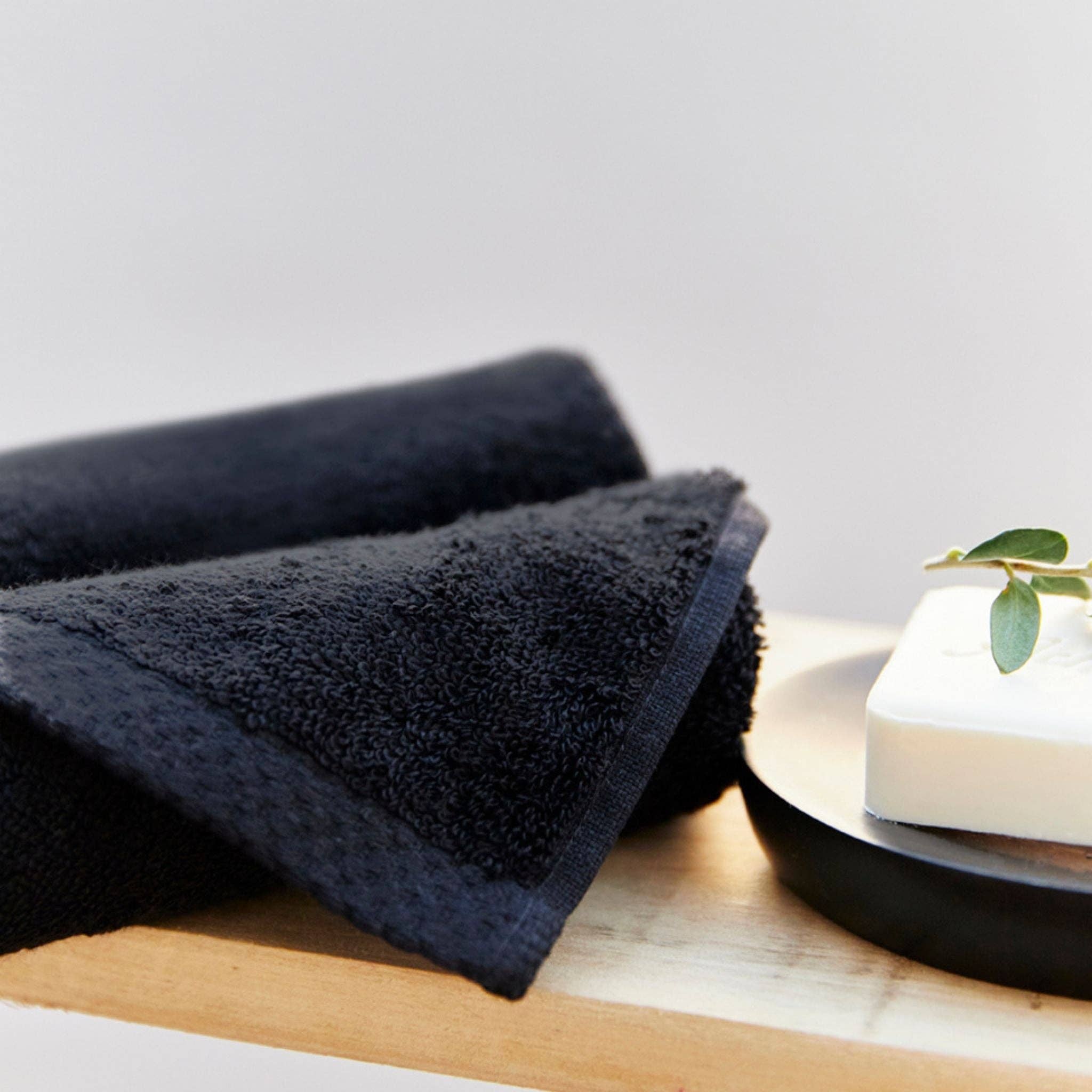 Torres Novas UK – wholesale Bath towel – Caviar black Luxus11