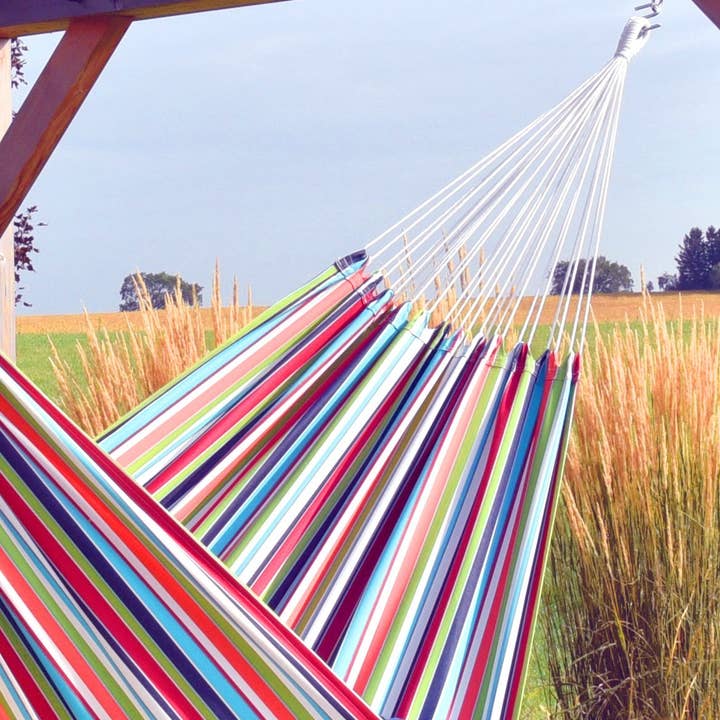 Vivere Outdoor Pty Ltd – wholesale Hammock – Brazilian Polyester Hammock - Double Ciao1