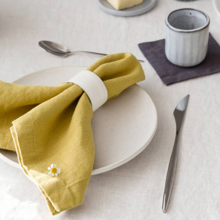 Linen Tales - Wholesale Dinner & Cloth Napkin - Lemon Curry Linen Napkins Set of 2