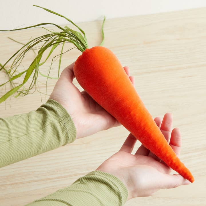 Your Heart's Content – wholesale Decorative tabletop object – Velvet Carrots, Harvest Lush Colors, Unique Wall Hanging17