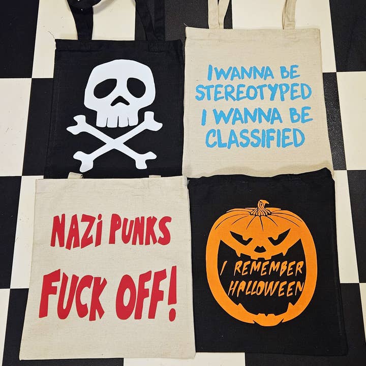 Lærred muleposer. Punk-sæt 4 for engroshandel hos Flip The Record