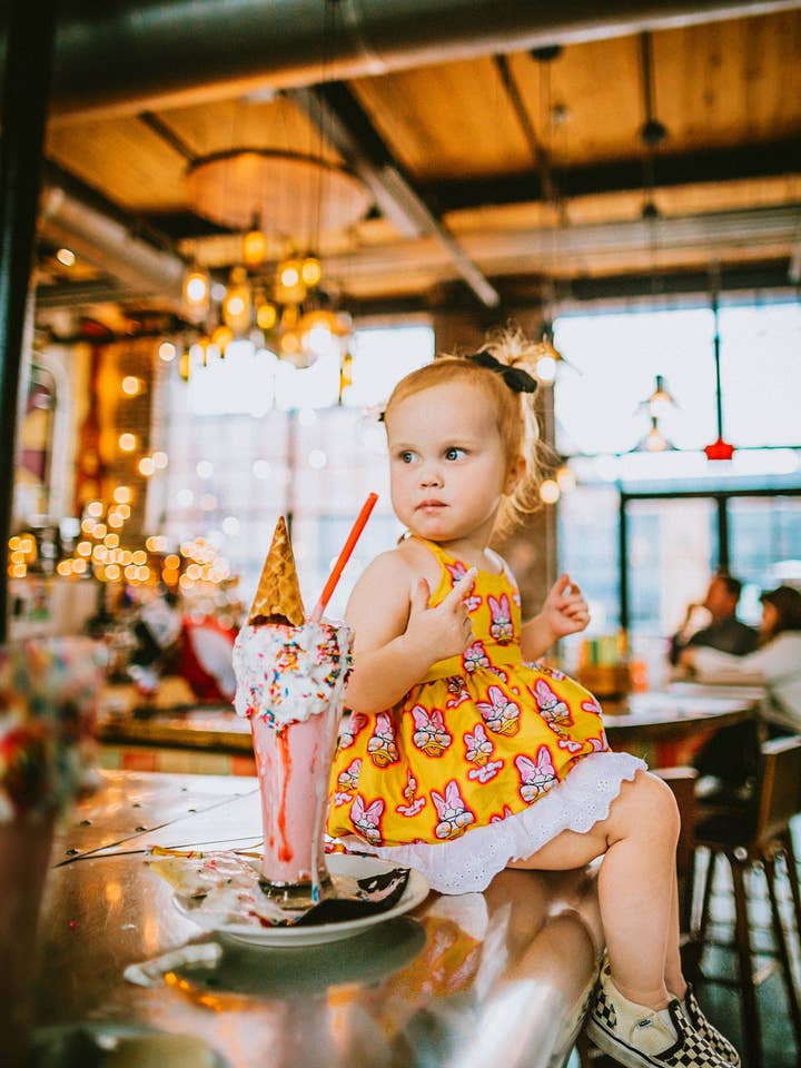 Bedste Day Nogensinde Kjole + Blooms for engroshandel hos Happy Fox Clothing