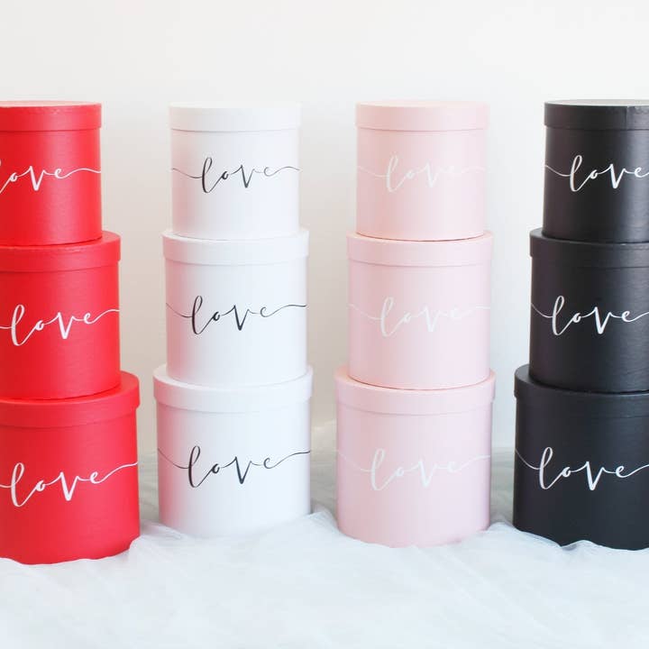 Elegant Design Supply - Vendita all'ingrosso Confezioni regalo - Scatola rotonda per fiori a forma di cappello con motivo Love15