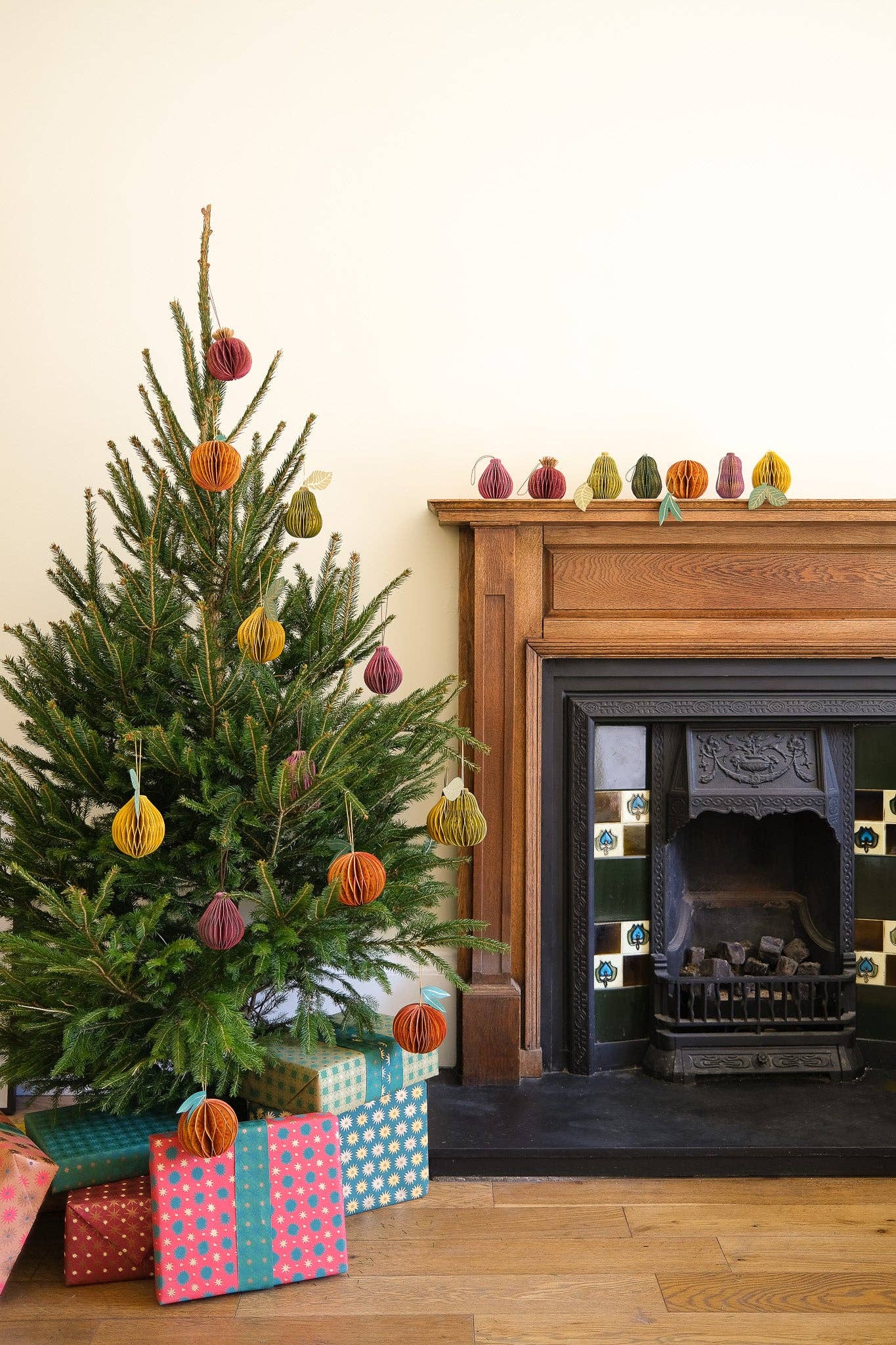 East End Press - Wholesale Ornament - Fig Honeycomb25