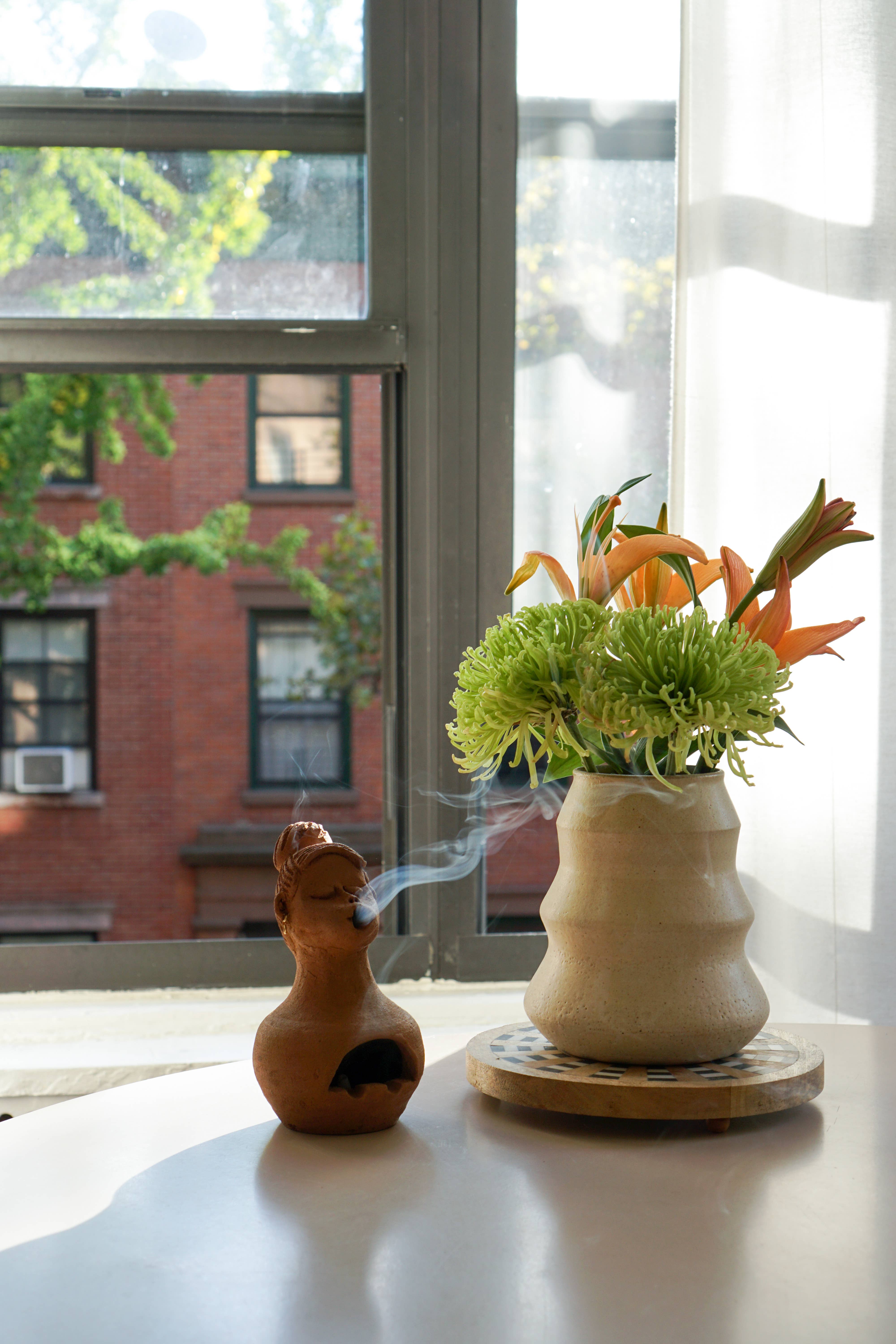 MAAARI - Wholesale Incense Holder - Babaylan Charming Statement Incense Holder3