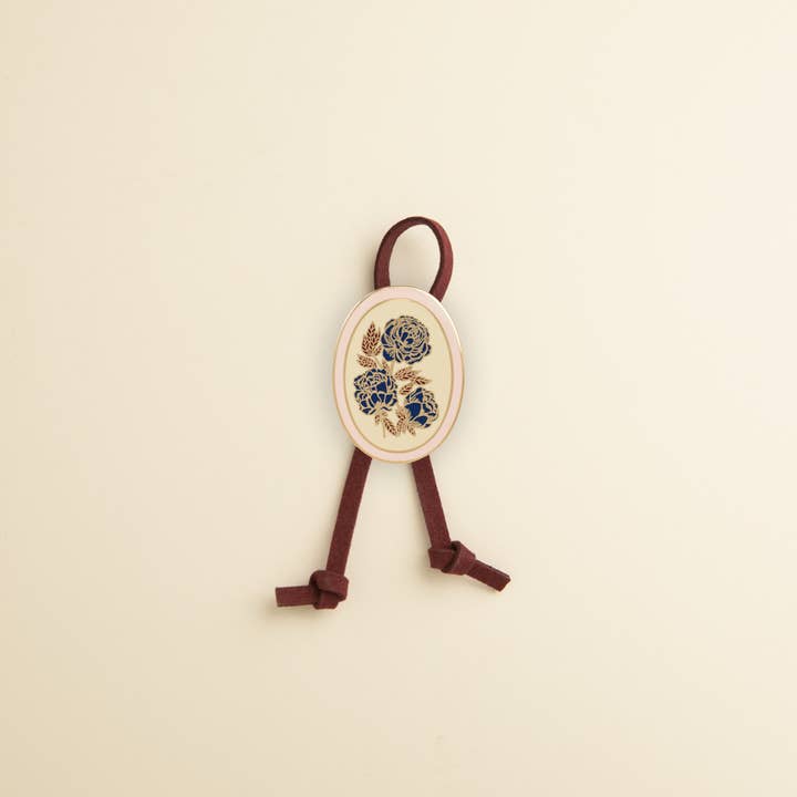 Tiny Deer Studio - Wholesale Woven necklace - Floral Bolo Tie with Crush9