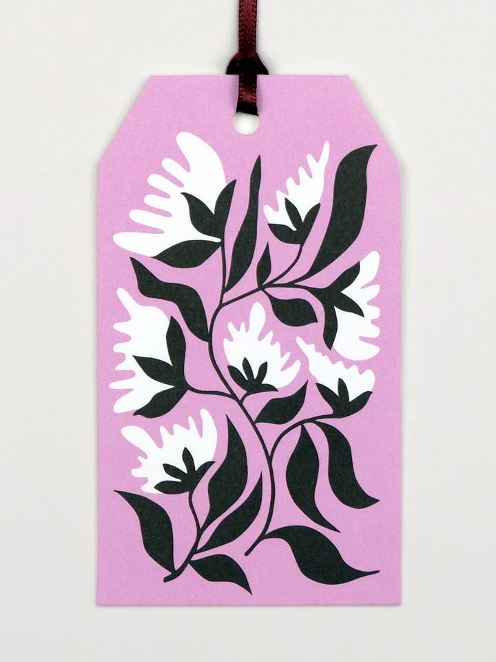 Vita blomma presentetiketter med sidenband för wholesale av Haferkorn & Sauerbrey
