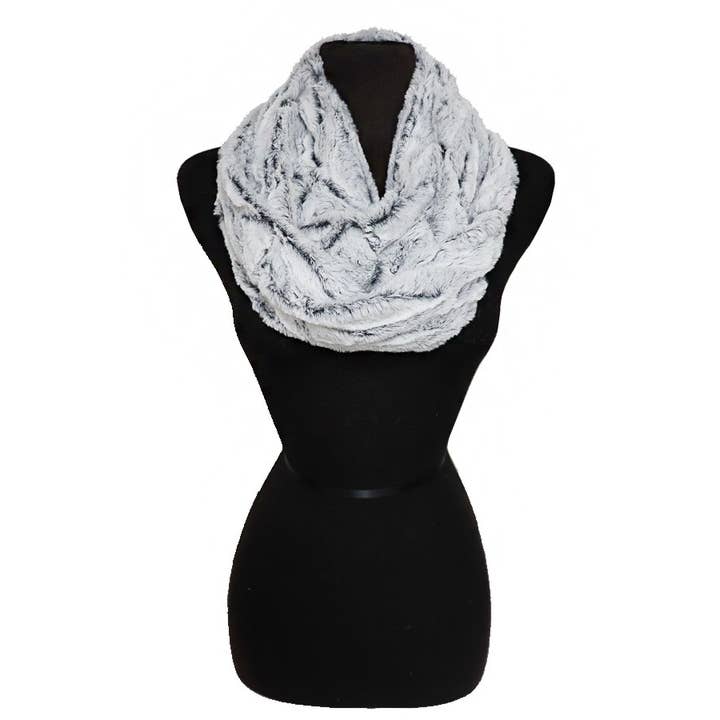 Cap Zone - Wholesale Scarf - Women's - Geometric Pattern Embossed Soft Faux Fur Infinity Scarves