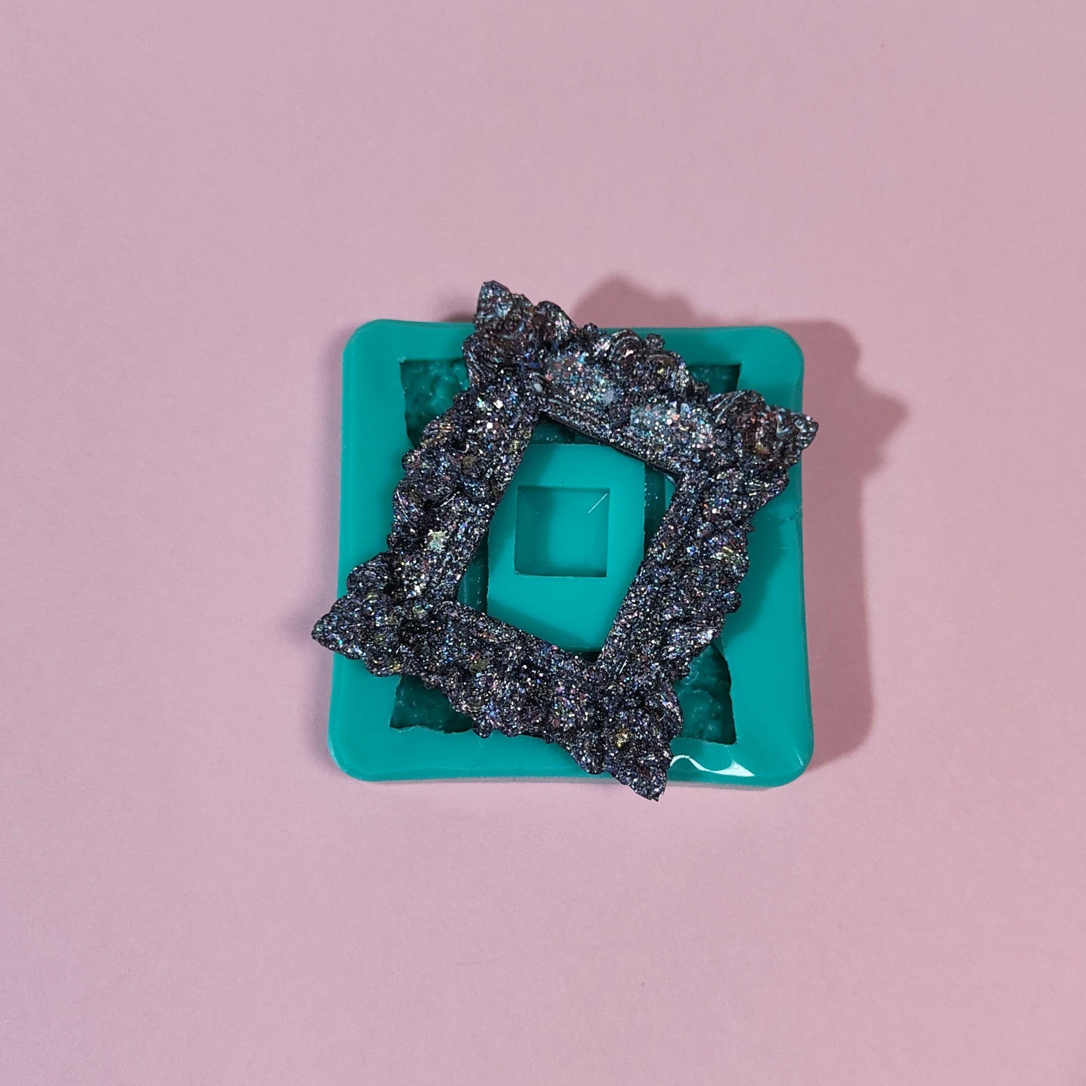 Serena Creazione di Serena Stampone - Wholesale DIY Craft Kit - Decorative Frame Mold in silicone for resin, wax, and plaster4